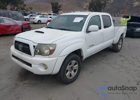 2011 Toyota Tacoma Prerunner V6 z USA, uszkodzony, nr VIN 3TMKU4HN6BM028308